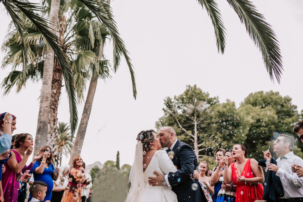 primer beso de casados